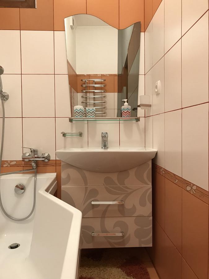 Large Apartment In The City Center 무카체베 외부 사진
